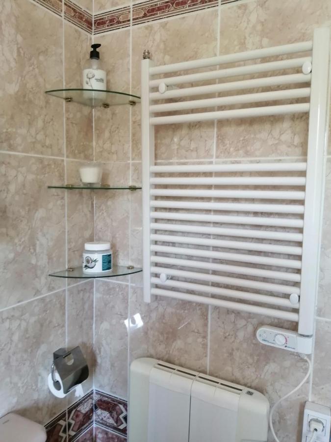 Room In Lovely Cottage House Habitaciones En Chalet En Cadiz サン・フェルナンド エクステリア 写真