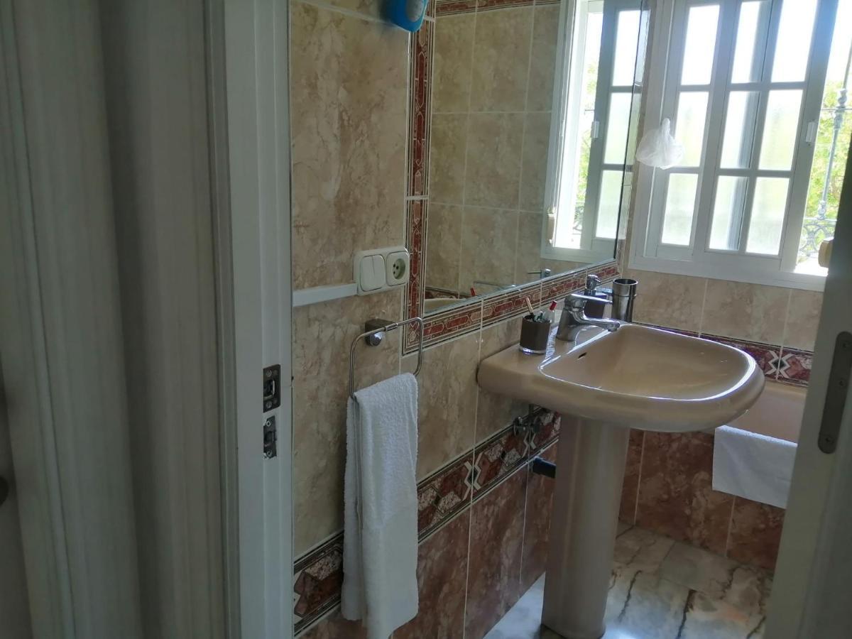 Room In Lovely Cottage House Habitaciones En Chalet En Cadiz サン・フェルナンド エクステリア 写真